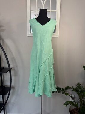 Oh My Gauze! Mint Green Sleeveless V-Neck Midi Dress